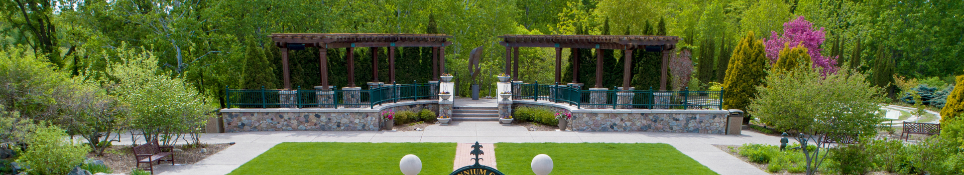 Image of green garden space for an event