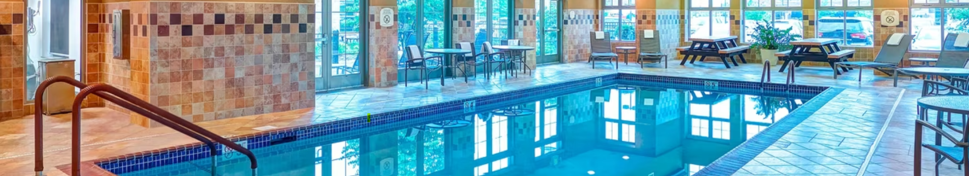Image of a hotel pool