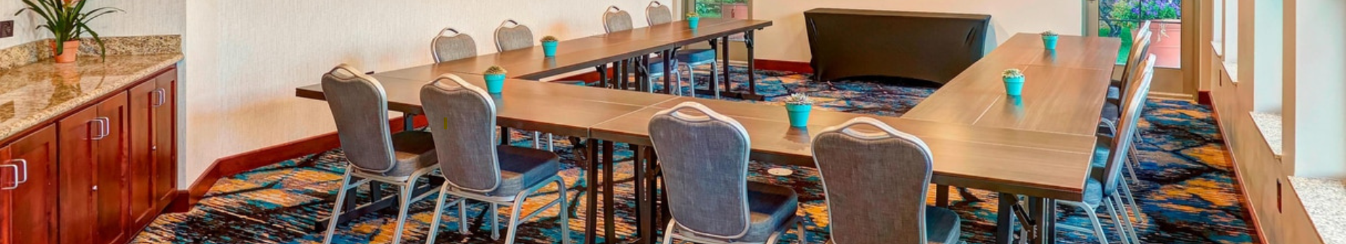 Image of a meeting room at the Residence Hotel